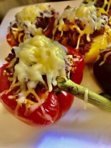 KETO LOW-CARB STUFFED PEPPERS WITH BOLOGNESE SAUCE