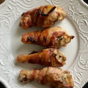 KETO BACON-WRAPPED CHICKEN DRUMSTICKS